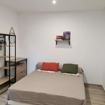 Appartement Jardin Et Piscine Les Anges Du Maquis Location Corse-du-sud Conca