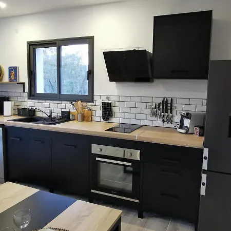 Appartement Jardin Et Piscine Les Anges Du Maquis Location Corse-du-sud Conca