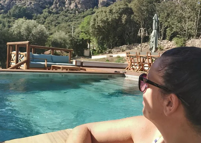 Jardin Et Piscine Les Anges Du Maquis Location Corse-du-sud Apartmán *